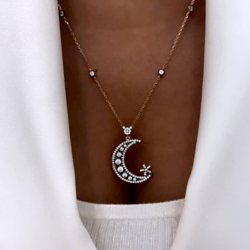 Elmas Montür Hilal Kolye - by Eda Çetin